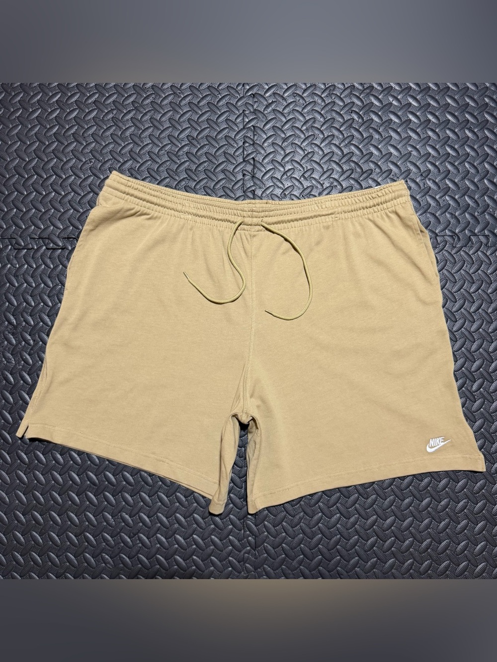 Nike Club Knit Shorts Parachute Beige White Logo FQ4359-297 Mens Size 3XL NEW